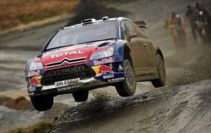 Rugido del motor de un coche de rallies